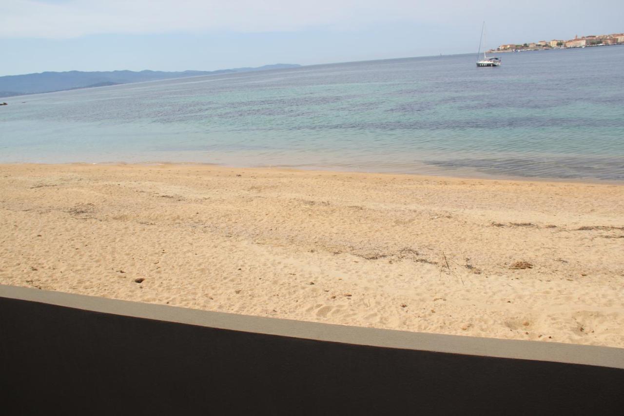 Studio Pieds Dans L'Eau 阿雅克肖 外观 照片