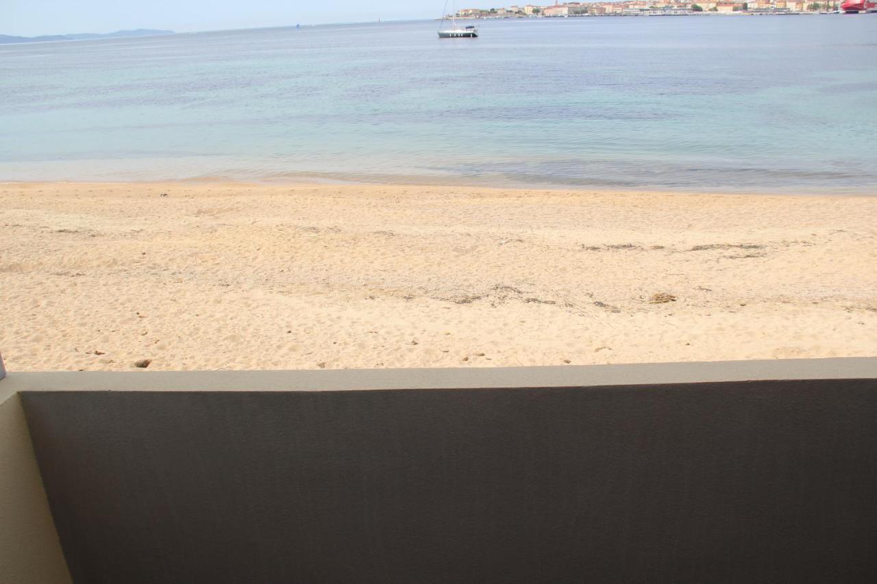 Studio Pieds Dans L'Eau 阿雅克肖 外观 照片